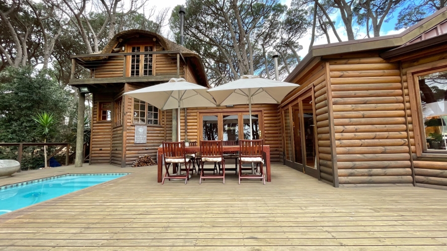 5 Bedroom Property for Sale in Somerset West Rural Western Cape